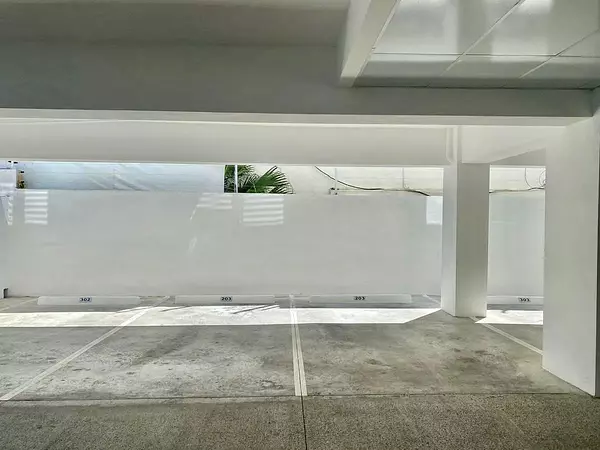 apartamentos - Apartamento en Alquiler
LOS RESTAURADORES
US$ 1,250.00 Amueblado 7