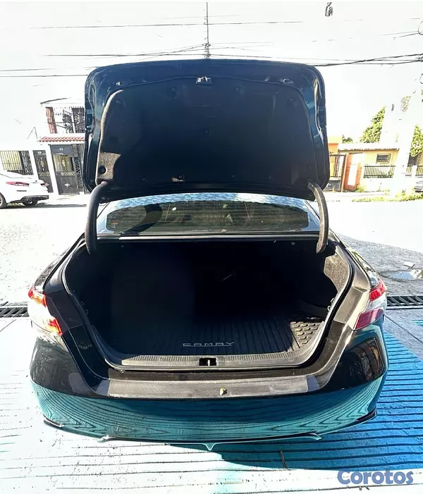 carros - Toyota Carmry SE 2019  8