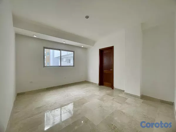 apartamentos - Alquila en piso alto en moderna torre en Naco 8