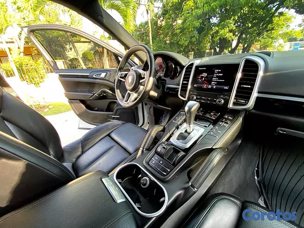 jeepetas y camionetas - Porsche Cayenne 2018 4