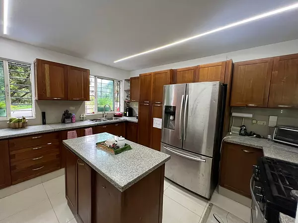 casas - Vendo casa en Los Rios  6