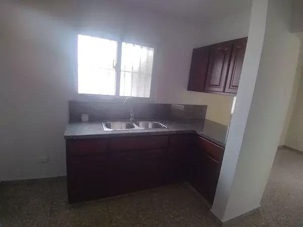 apartamentos - Se alquila apartamento en Urbanización Real 8