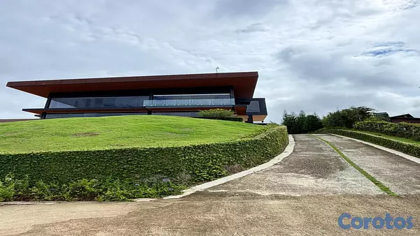 casas vacacionales y villas - En Venta Villa de Lujo Amueblada en Jarabacoa de 9 habitaciones 1