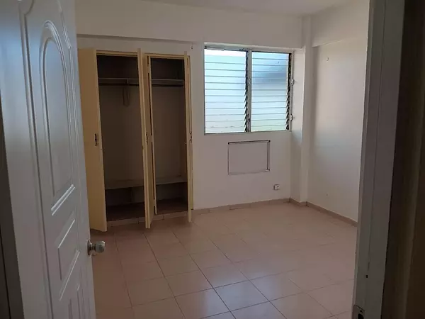 apartamentos - Vendo apartamento en la Av. Independencia.
 5