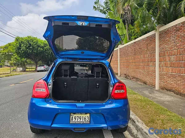carros - Suzuki Swift oportunidad 2