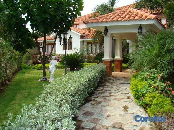 casas vacacionales y villas - Villa en Juan Dolio Recibo Permuta  3