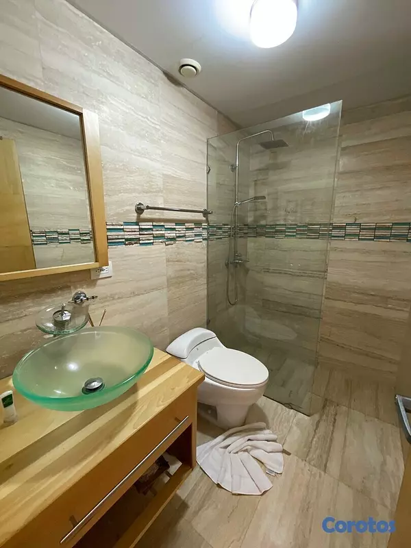 apartamentos - Bañada en las aguas del Mar Caribe se levanta Marbella  8