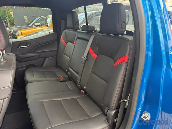 jeepetas y camionetas - Chevrolet Colorado Z71 2023 5