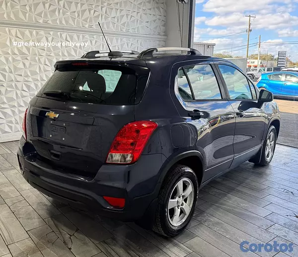 jeepetas y camionetas - Chevrolet Trax 19  3