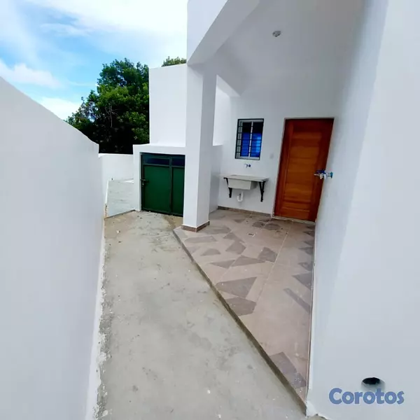 casas vacacionales y villas - Casa en un lugar tranquilo de fácil acceso en la ciudad lista para mudarse  4