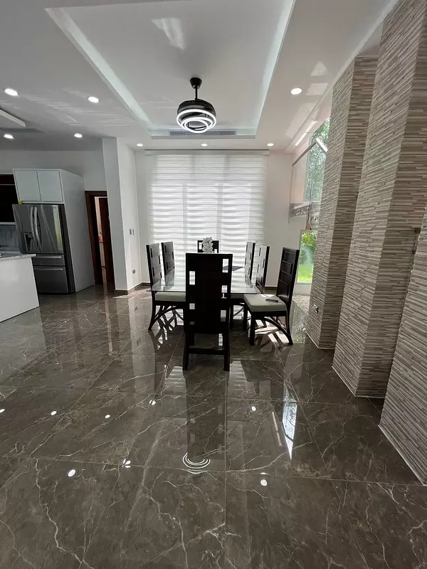 casas vacacionales y villas - Hermosa villa en alquiler, ubicada en playa nueva Romana. 4