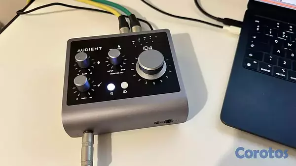 camaras y audio - Pedestal O Base Para Monitores De Estudio Rockvill 4