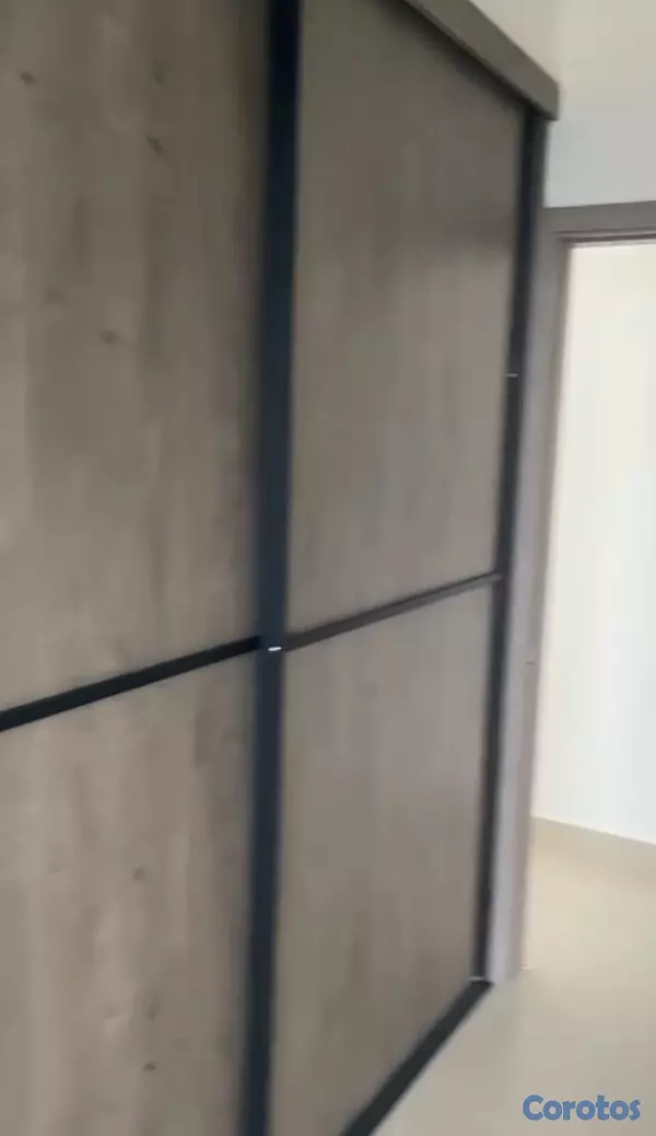 apartamentos - Venta de Apartamento Nuevo en Bella Vista, 5to piso. 
 5