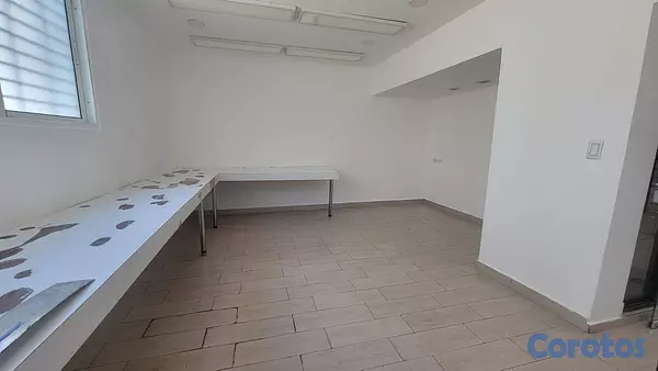 oficinas y locales comerciales - LOCAL COMERCIAL EVARISTO 9