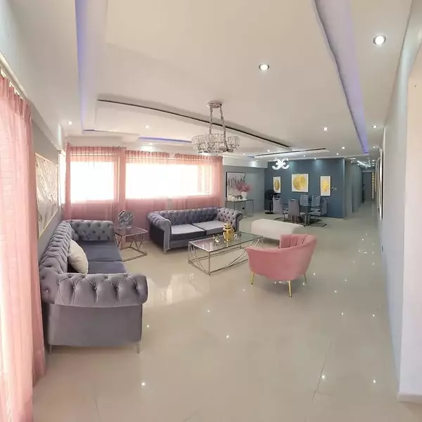 apartamentos - Av. Independencia Km 9, Distrito Nacional. 

Apartamento en Venta 2do Nivel
 3