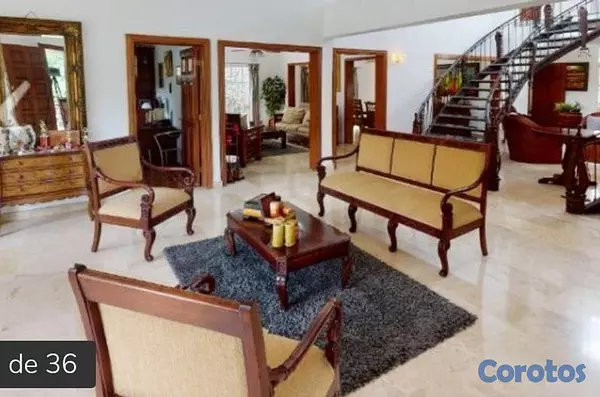 casas - Casa de 4 habitaciones 5 baños en alquiler en Alto 2