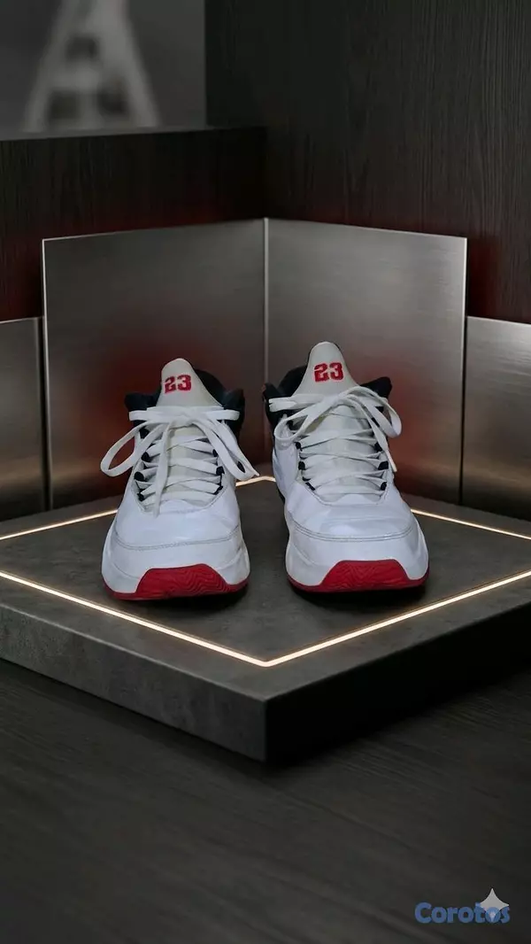 zapatos para hombre - Tenis Jordan Max Aura 3 #9 4