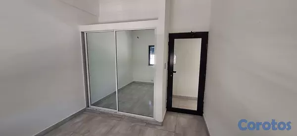 oficinas y locales comerciales - hermoso local en renta  2