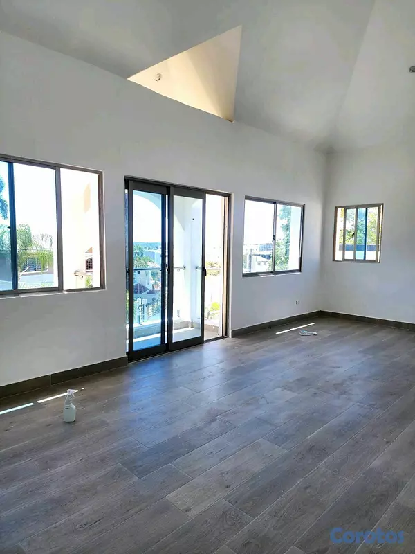 casas - Venta de Casa en Colinas del Oeste de 3 niveles  6