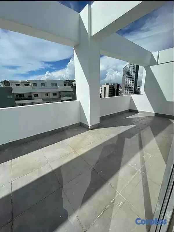apartamentos - venta de penthouse de 3 niveles de 397mts en Evaristo morales Distrito Nacional  4