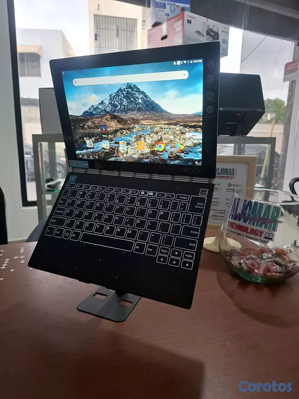 computadoras y laptops - Tablet/ mini laptop Lenovo Yoga Book YB1 10.1" Atom x5 2.4GHz 4GB RAM 64GB SSD 5