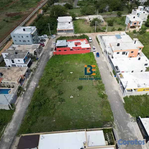 solares y terrenos - Se vende solar 237 metros en Residencial Naime Eta 4