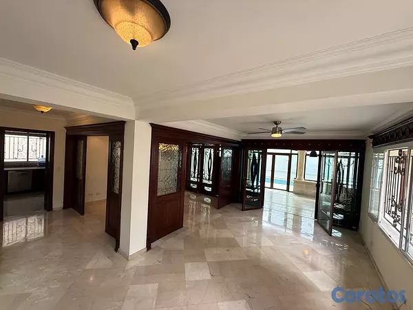 casas - casa en Cacicazgos  en alquiler de de 4 hab y piscina US 5,800 10