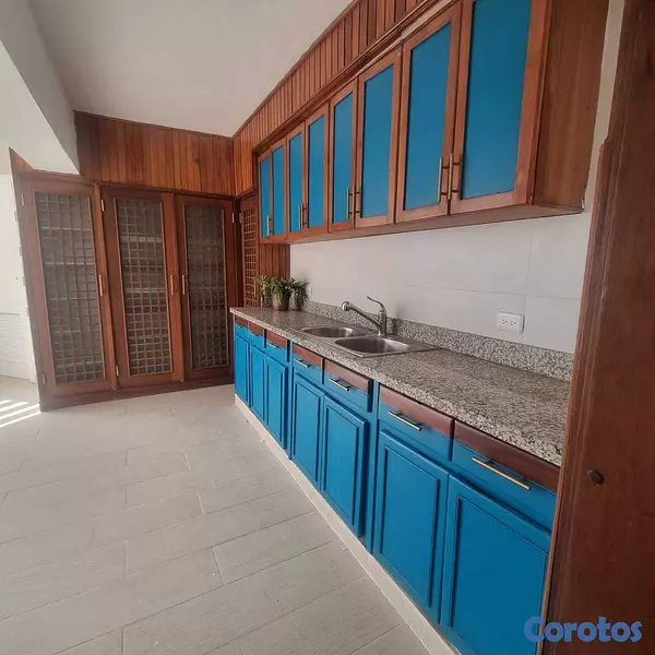apartamentos - La Esperilla amplio apartamento clásico de 350 MTS 7