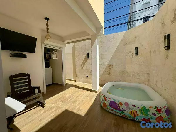 casas -  Vendo casa ubicada próximo a la av. España 7