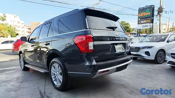 jeepetas y camionetas - FORD EXPEDITION XLT 2022 8