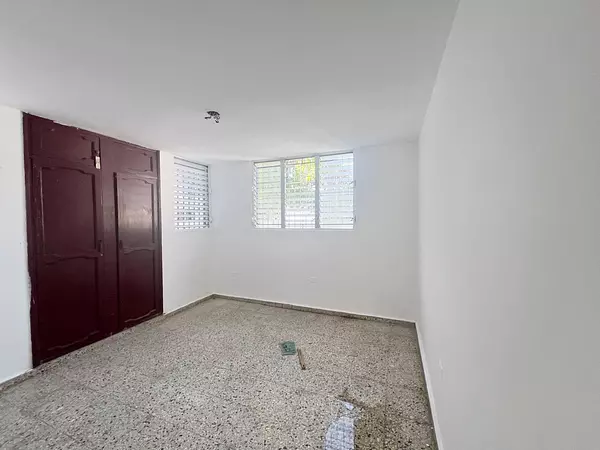 oficinas y locales comerciales - propiedad comercial en Arroyo hondo 4