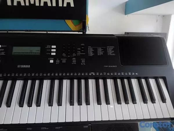 instrumentos musicales - Piano Yamaha PSR-EW310  -76TECLA  Incluye: la fuen 4