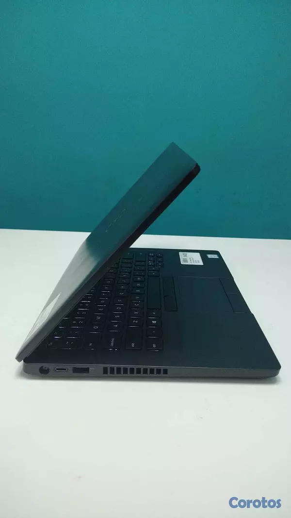 computadoras y laptops - ```Laptop, Dell Latitude 5400/ 8th Gen, Intel Core 4