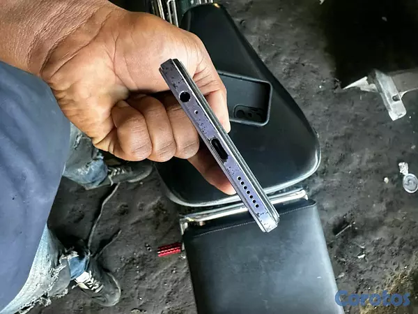 celulares y tabletas - Está en buen estado, solo detalles estéticos debido a un uso normal.  6
