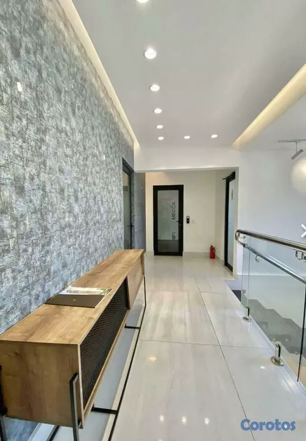 oficinas y locales comerciales - Local Comercial en Alquiler -ROSMIL 8
