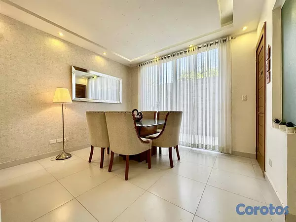 casas - Casa de lujo en Brisa Oriental, Aut. San Isidro. O 3