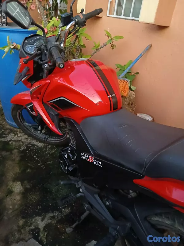 motores y pasolas - Loncin Cr1S Sport Naked  200cc modelo 2023 2