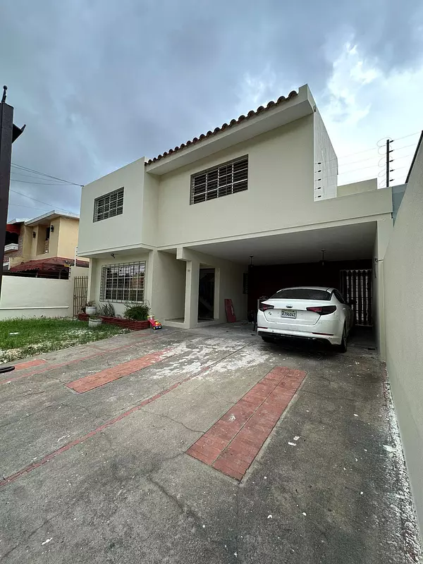 casas - Se Alquila Casa – La Castellana 4