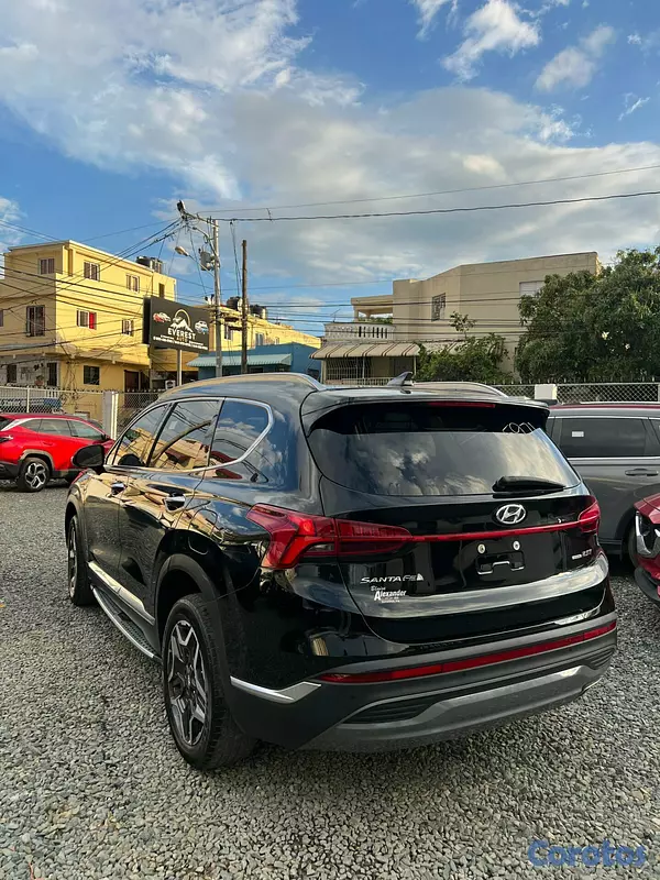 jeepetas y camionetas - Hyundai Santa Fe Limited 2023 3