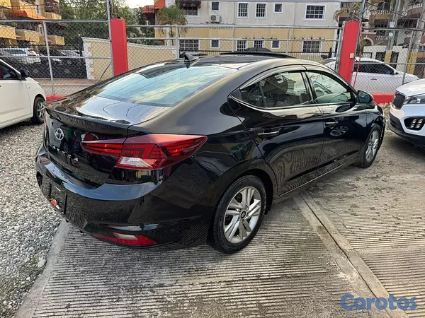 carros - Hyundai Elantra Value Edition 2020 6
