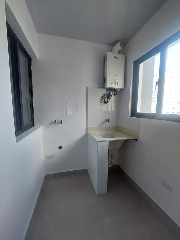 apartamentos - Apartamento nuevo en piso alto cercano a Bella Vista Mall 8