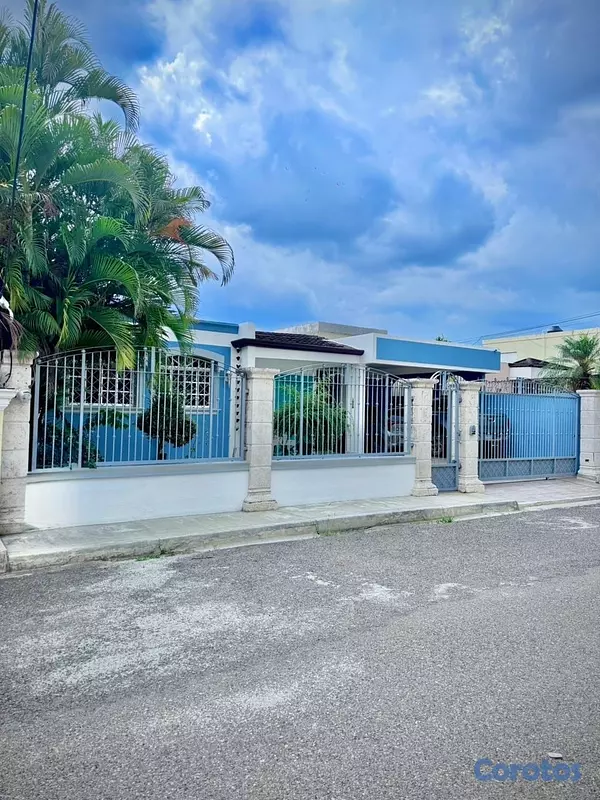 casas - Casa en venta en las Carolinas calle 10 5