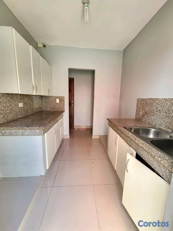 casas - Alquiler de casa comercial cerca de Caribe Tour y Cruz Roja | 310 m² 5