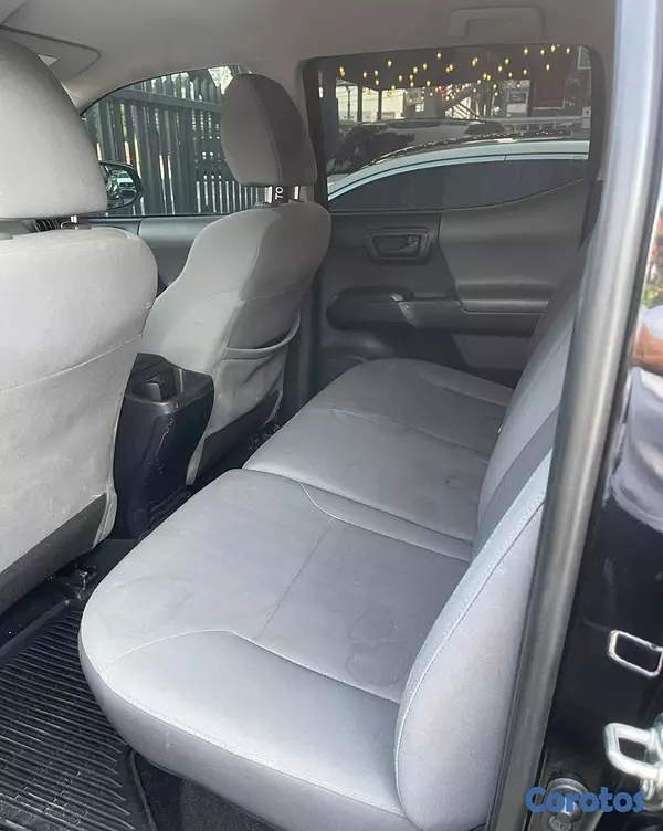 jeepetas y camionetas - TOYOTA TACOMA SR5 2019 6