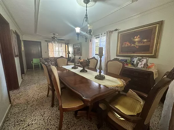 casas - Casa en Av. Independencia  2