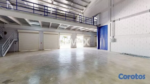 oficinas y locales comerciales - Nave industrial en alquiler en La Autopista Duarte 7