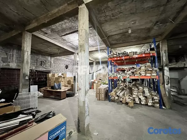 oficinas y locales comerciales - Nave industrial de 850mt2 en alquiler en San Juan  10