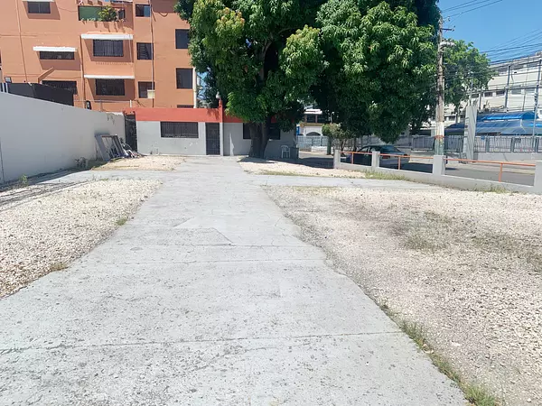 solares y terrenos - Excelete solar comercial  2