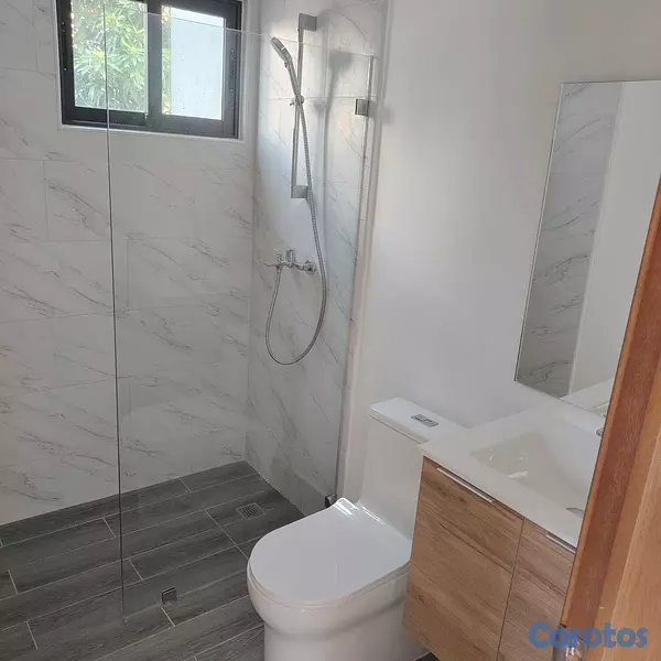 apartamentos - Apartamento en 2do nivel Viejo Arroyo Hondo | Próx 2