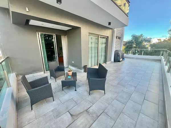 apartamentos - Naco
Vendo 2da con terraza, excelente ubicación y distribución con 162 metros. 2